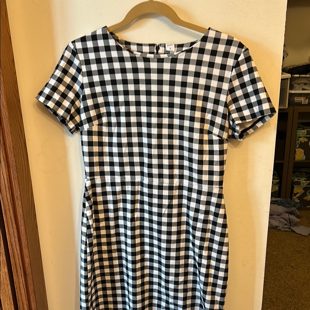 Old Navy Black and White Checkered Midi Dress